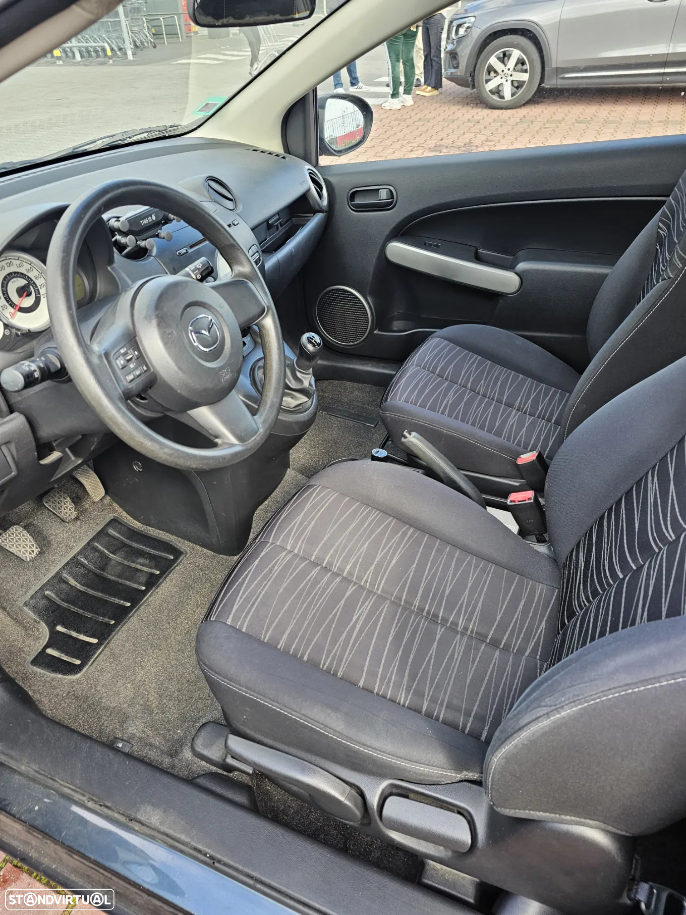 Mazda 2 1.3 MZR Comfort - 4