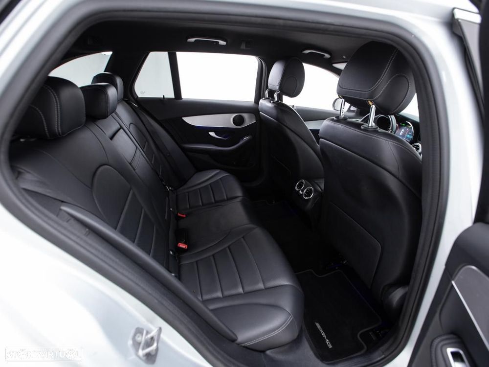 Mercedes-Benz C 300 de AMG Line - 12