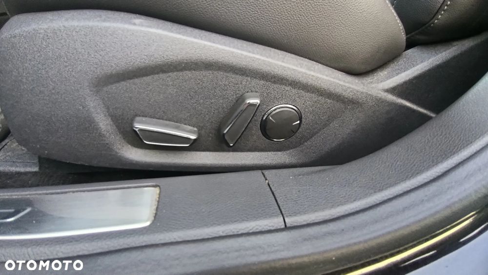 Ford Mondeo 2.0 TDCi STart-Stopp PowerShift-Aut Titanium - 13
