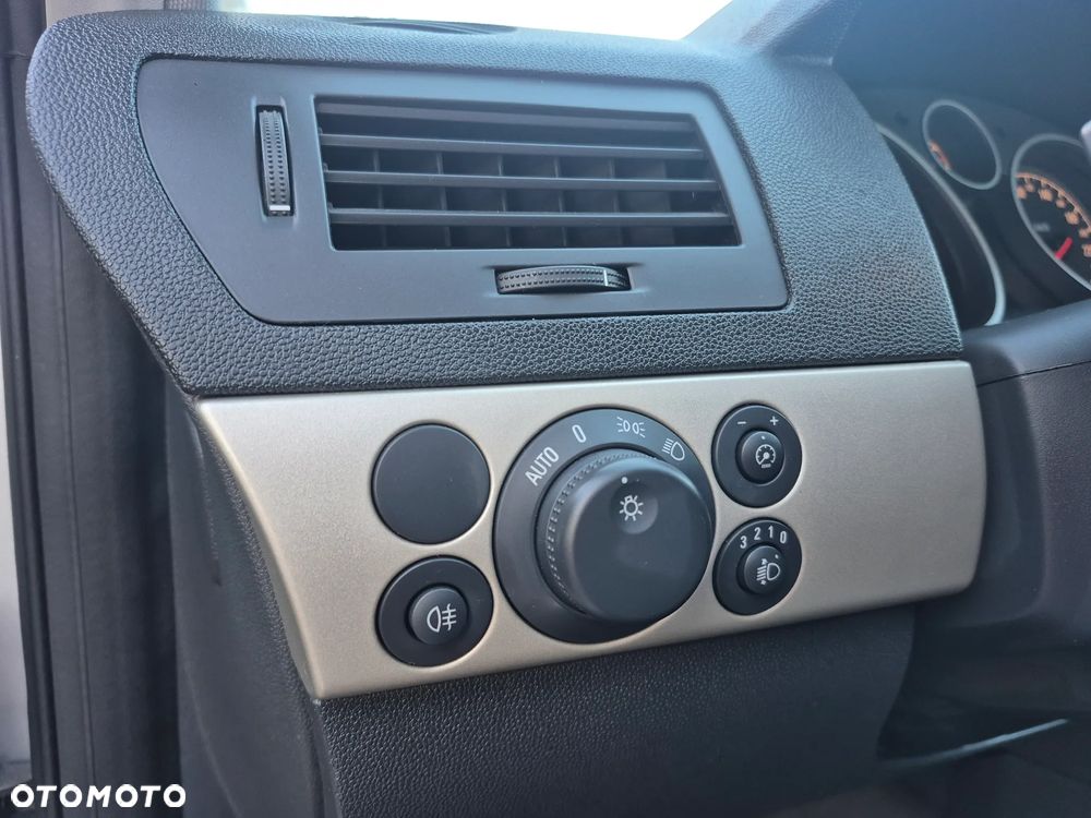 Opel Astra 1.4 Enjoy - 15