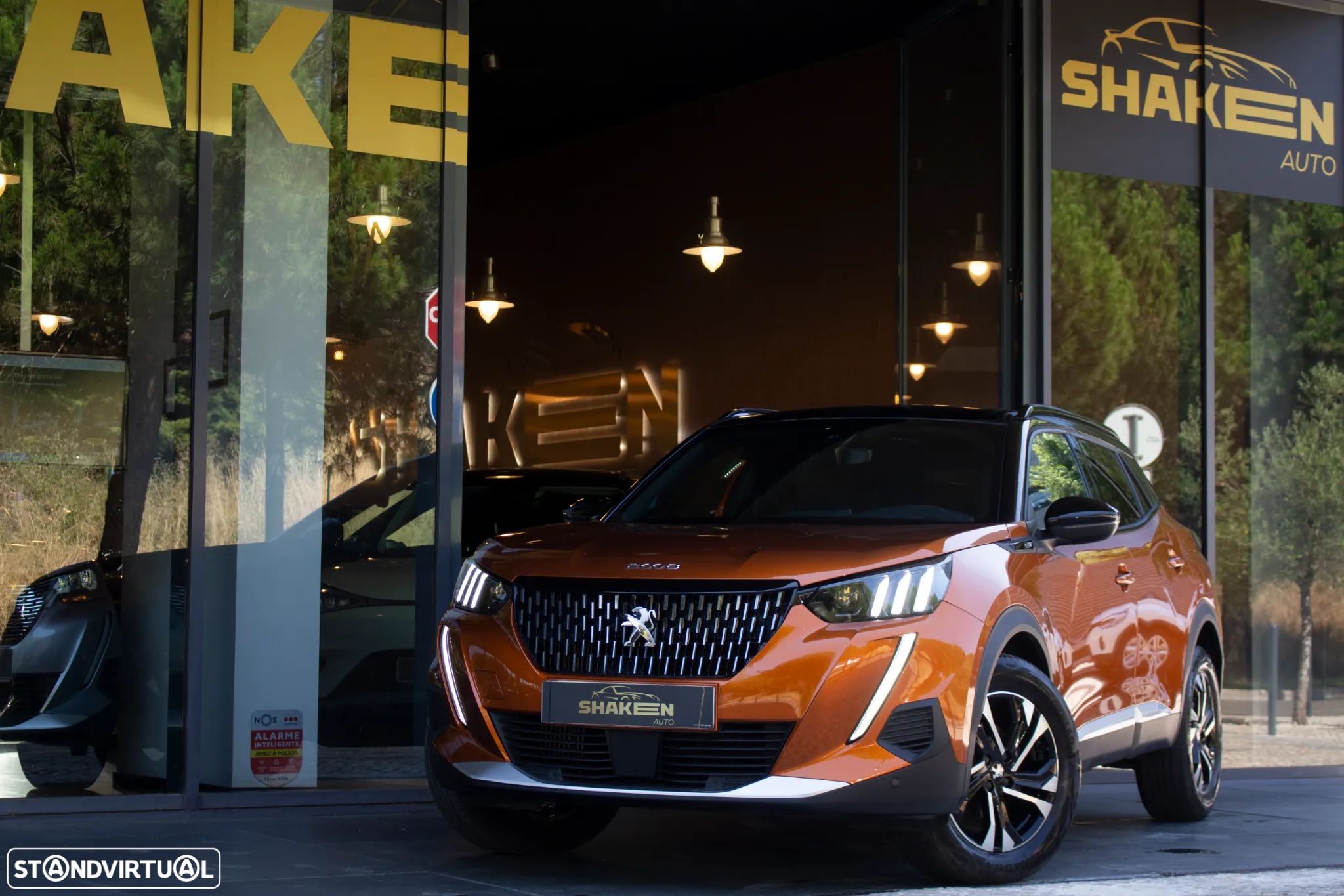 Peugeot 2008 1.2 PureTech Allure Pack - 1