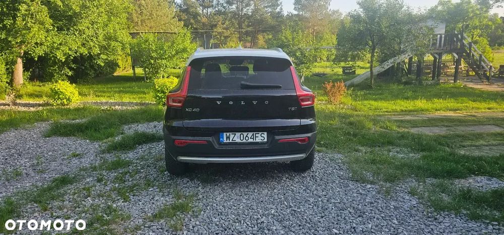 Volvo XC 40 T5 AWD Momentum - 1