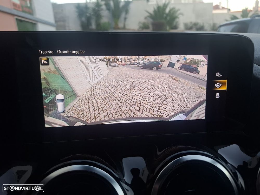 Mercedes-Benz GLA 250 e 8G-DCT AMG Line - 25