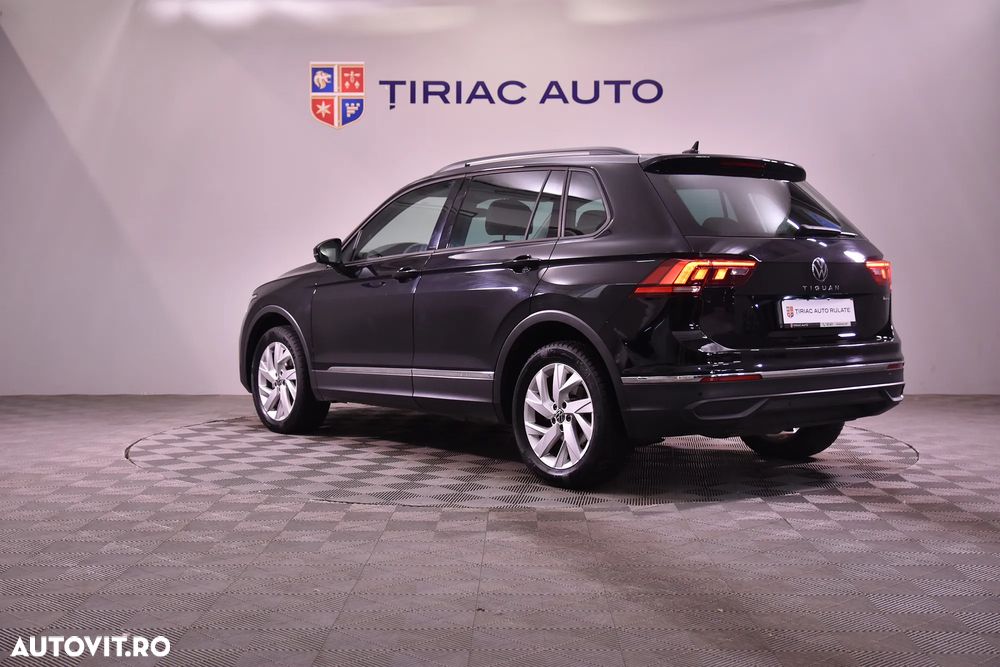 Volkswagen Tiguan - 4