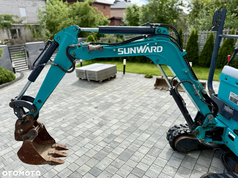 SUNWARD SWE08B - 10
