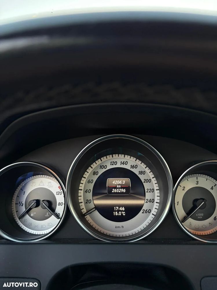 Mercedes-Benz C - 19