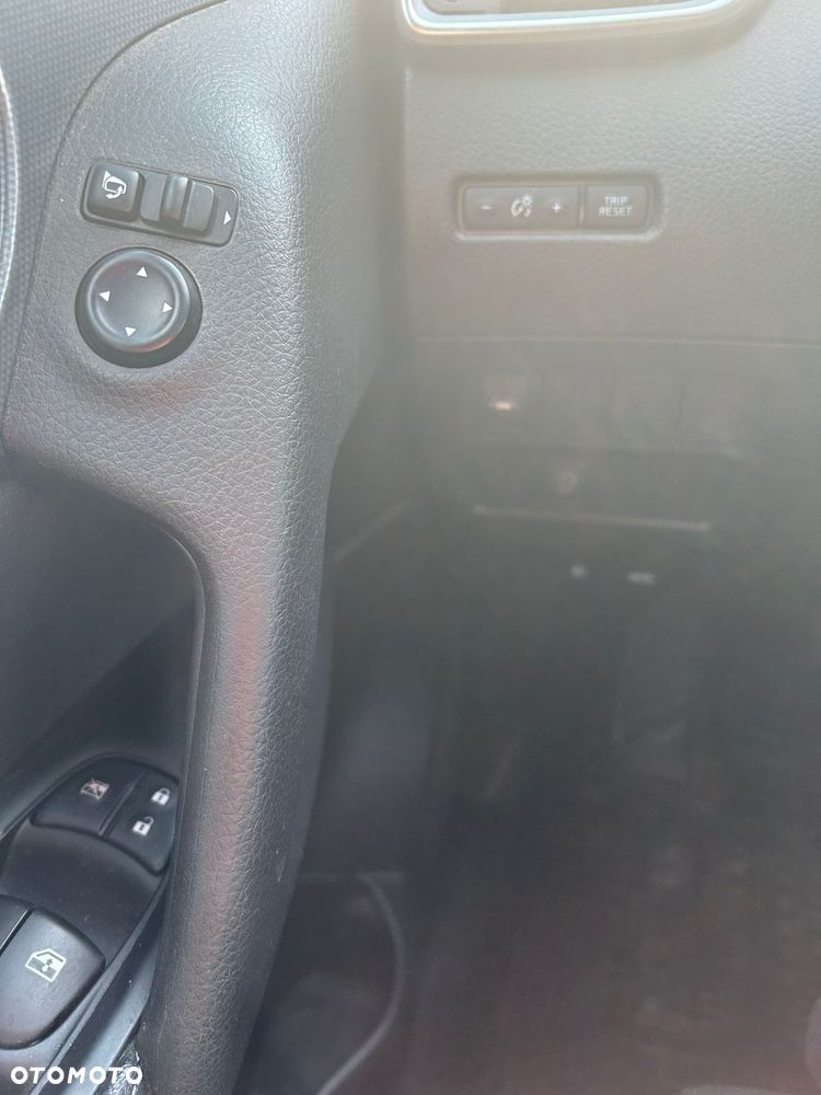 Nissan Qashqai 1.3 DIG-T N-Connecta - 11