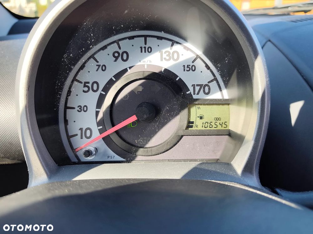 Toyota Aygo 1.0 VVT-i Luna EU5 - 10