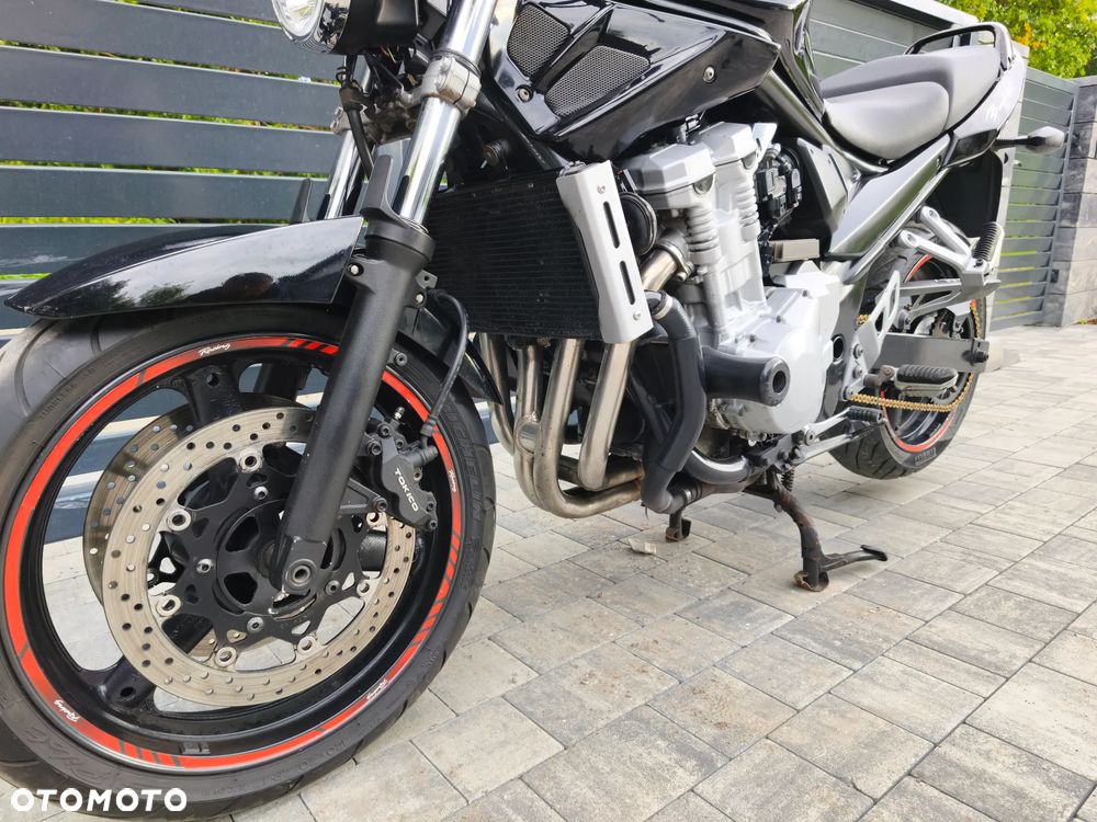 Suzuki Bandit - 24
