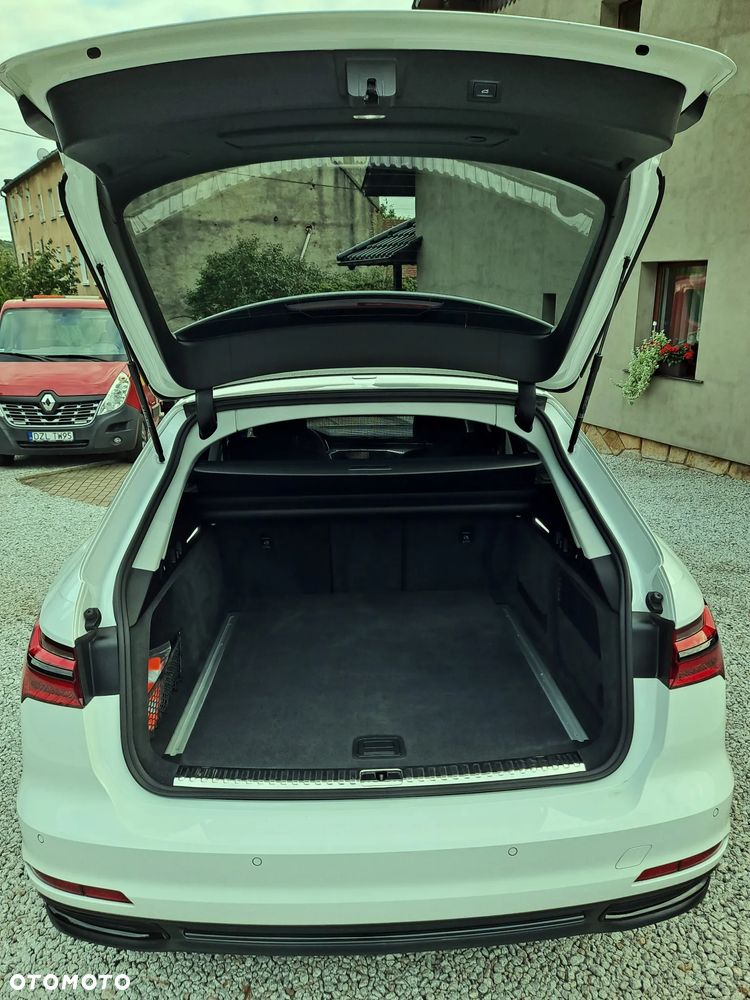 Audi A6 Avant 40 TDI quattro S tronic S line - 34