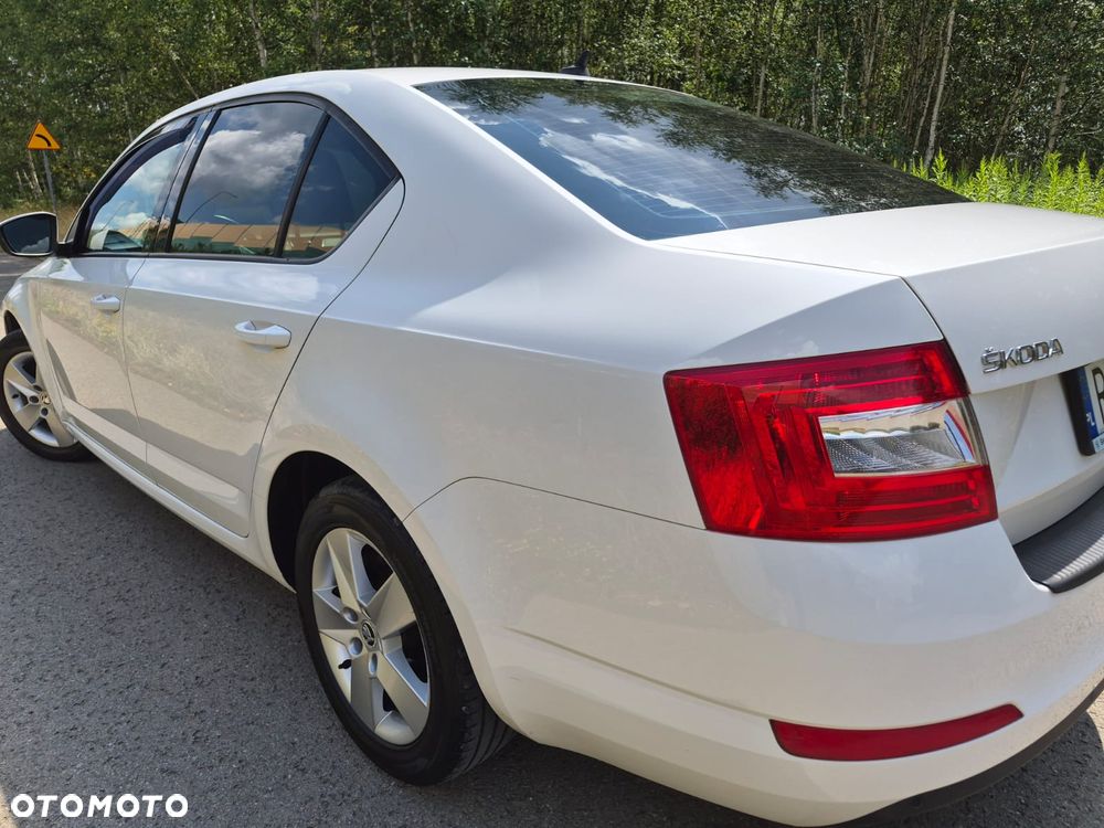 Skoda Octavia 1.6 TDI Ambition - 11