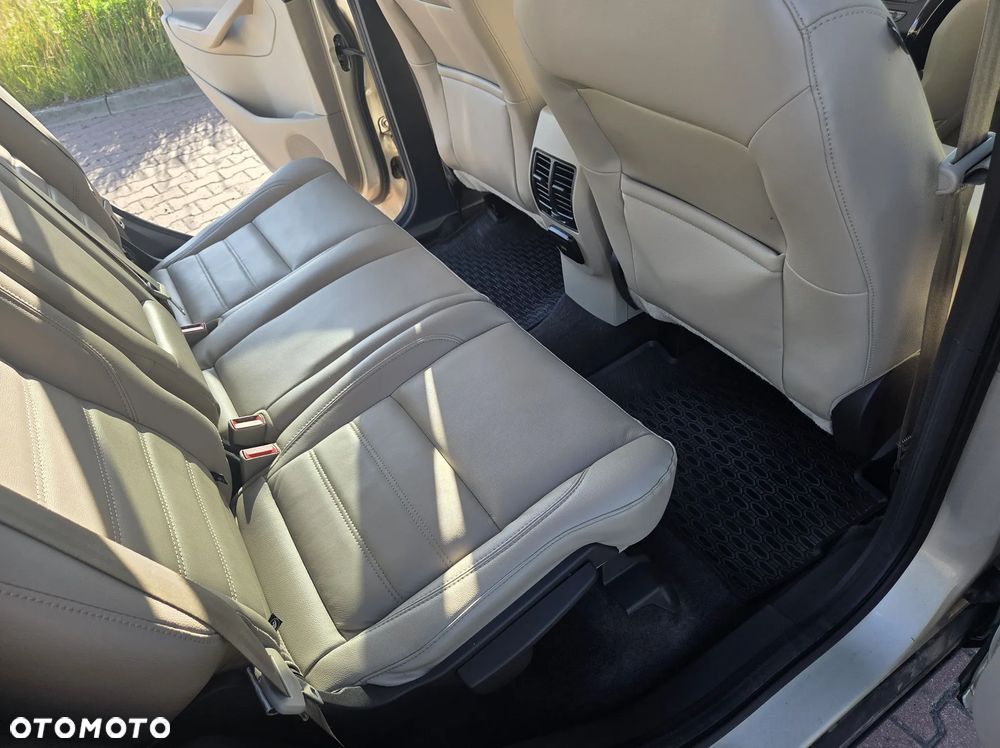 Ford Escape - 19