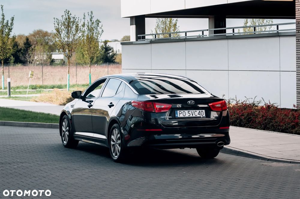 Kia Optima - 6
