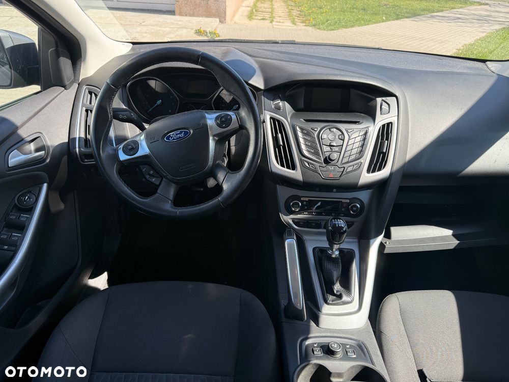 Ford Focus 1.0 EcoBoost Start-Stopp-System Champions Edition - 9