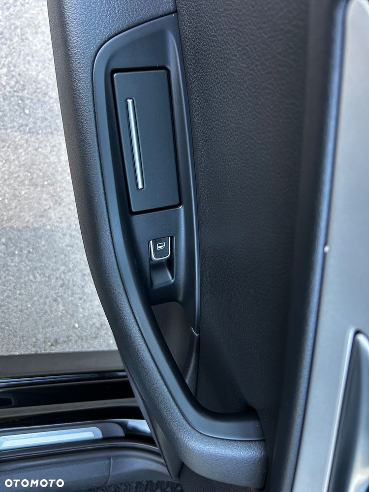Audi A6 Avant 2.0 TDI Ultra - 11