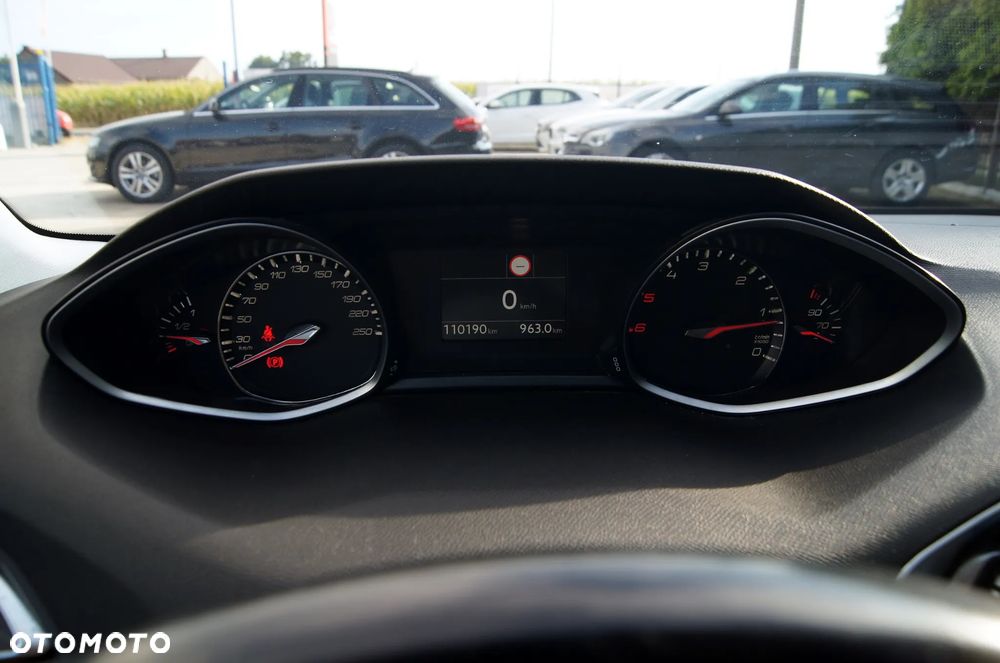 Peugeot 308 BlueHDi 130 Stop & Start Style - 15