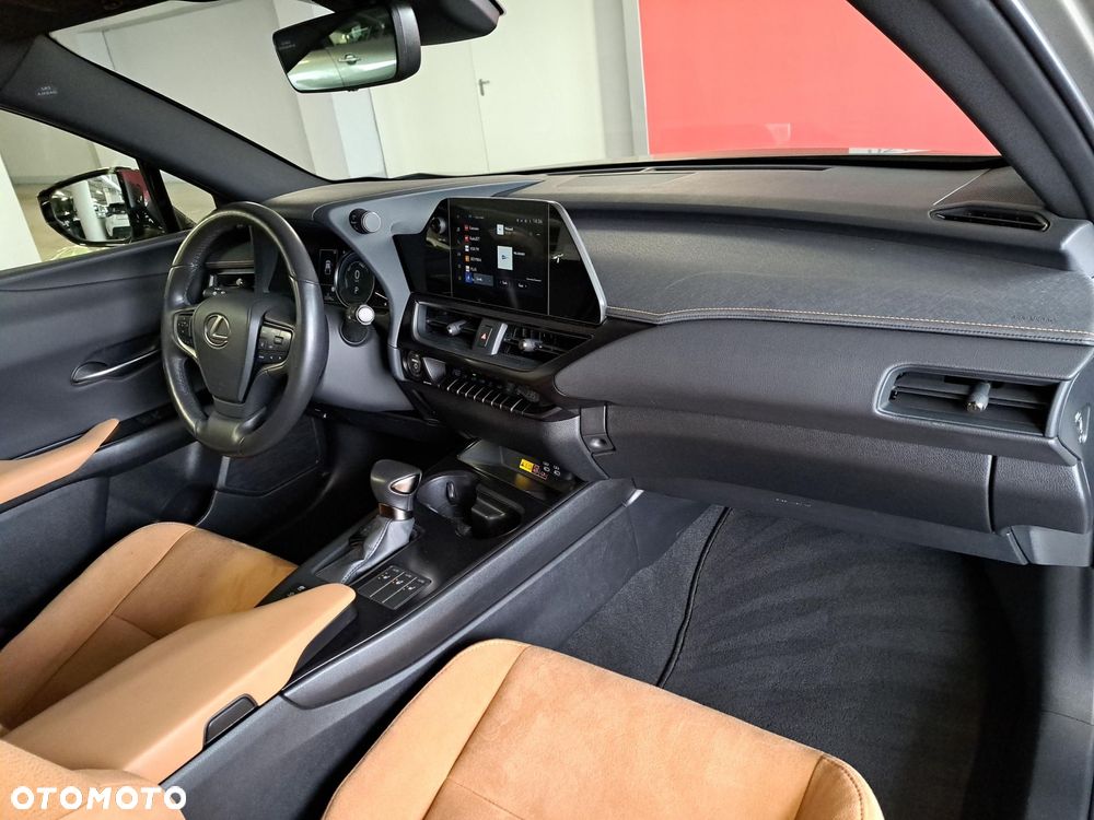 Lexus UX 250h GPF Business 2WD - 16