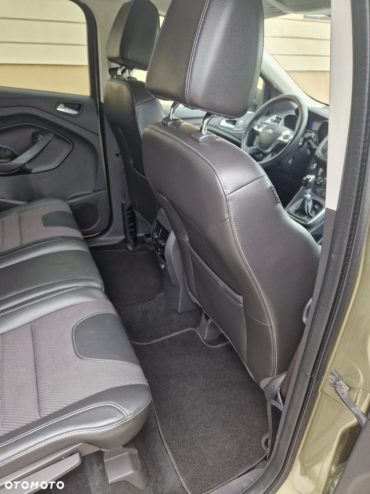 Ford Kuga 2.0 TDCi Titanium - 13