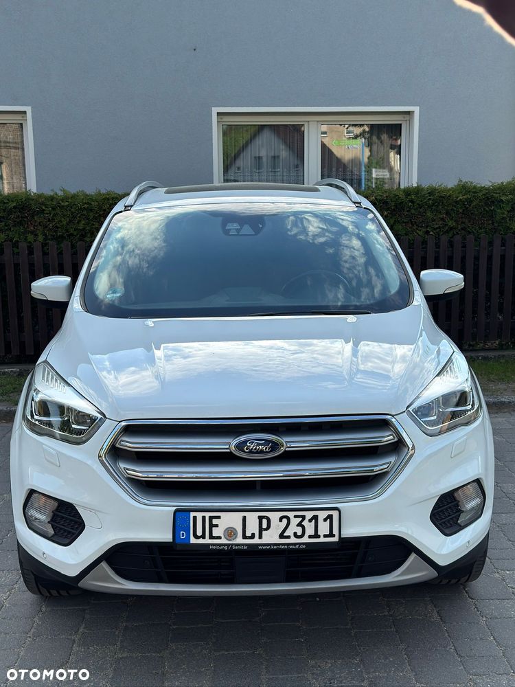 Ford Kuga 2.0 EcoBlue 4x4 TITANIUM - 39