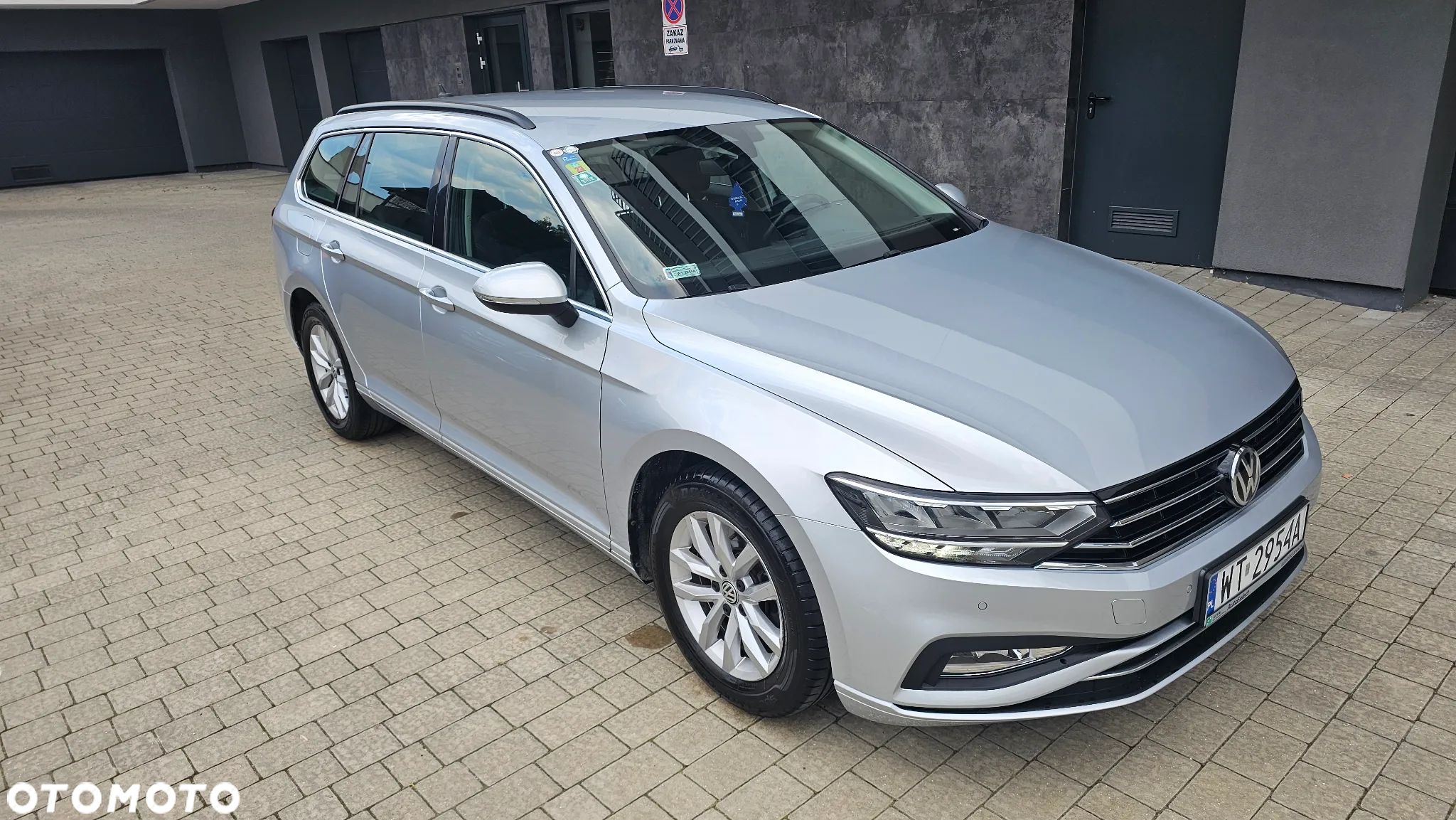 Volkswagen Passat 1.5 TSI EVO Business DSG - 1