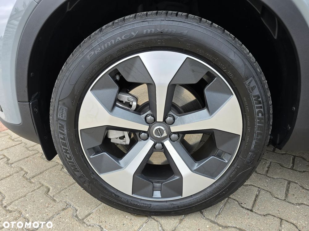Volvo XC 40 T5 AWD Momentum - 34