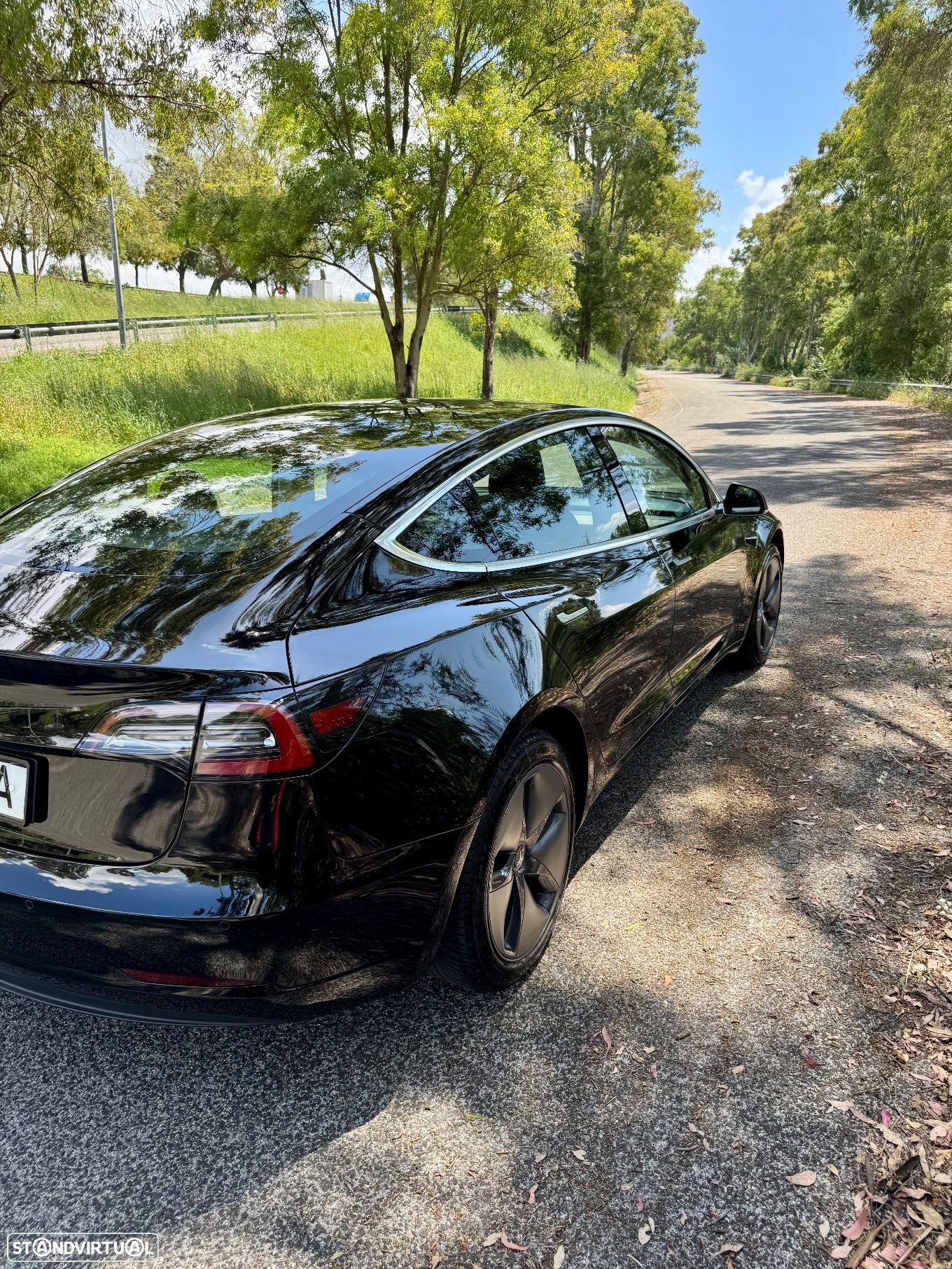 Tesla Model 3 Standard Range Plus RWD - 1