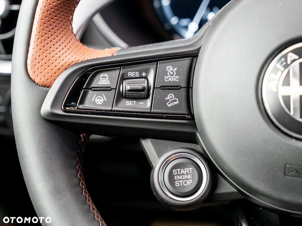 Alfa Romeo Stelvio 2.0 Turbo TI Q4 - 26