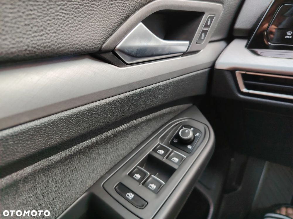 Volkswagen Golf 1.5 TSI EVO Life - 15