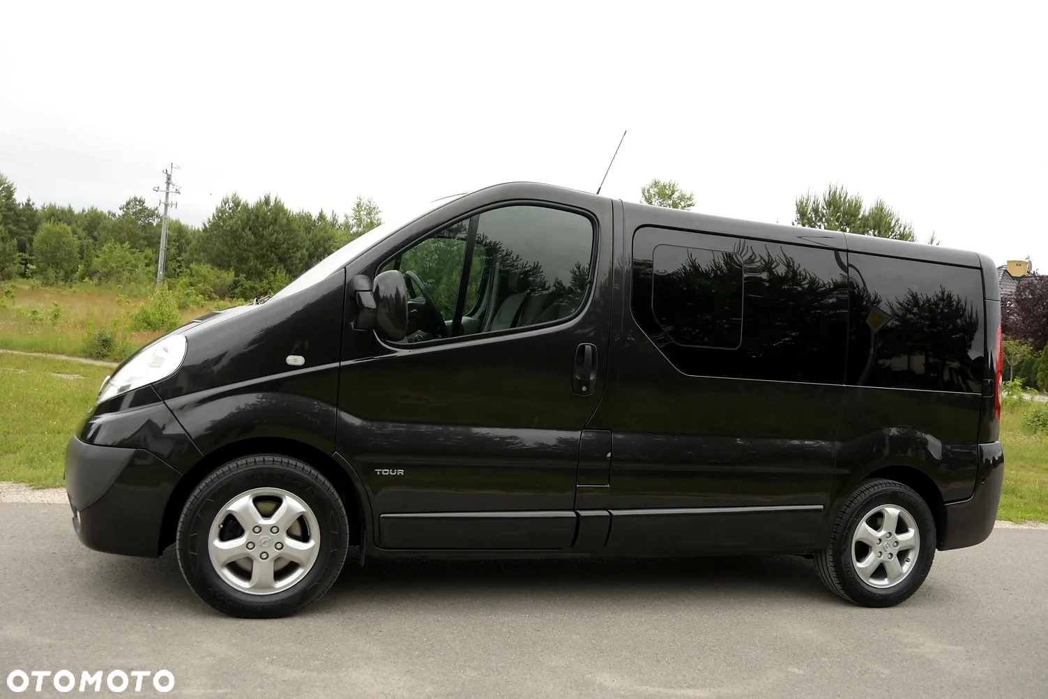 Opel Vivaro L1H1 Tour Cosmo - 10