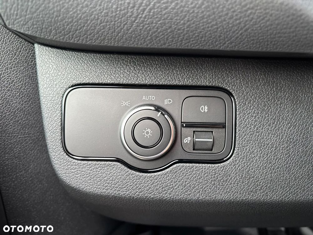 Mercedes-Benz Sprinter 319 CDI Furgon PRO standard - 24