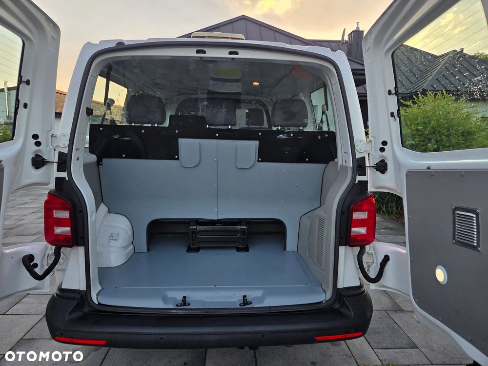 Volkswagen Transporter - 26