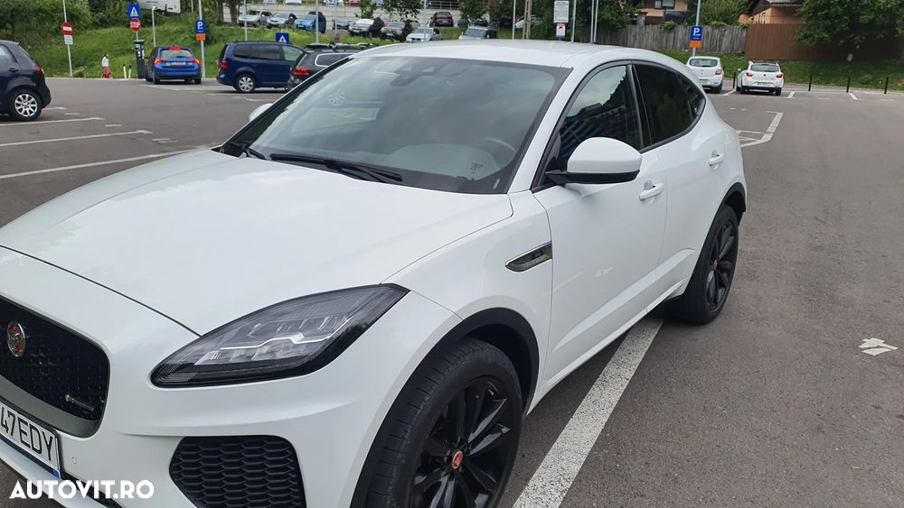 Jaguar E-Pace P250 AWD R-Dynamic S - 22