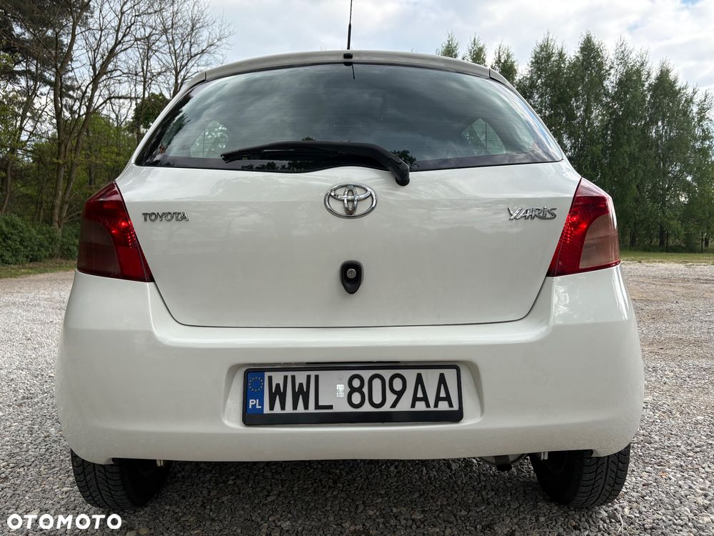 Toyota Yaris 1.0 Luna A/C - 15