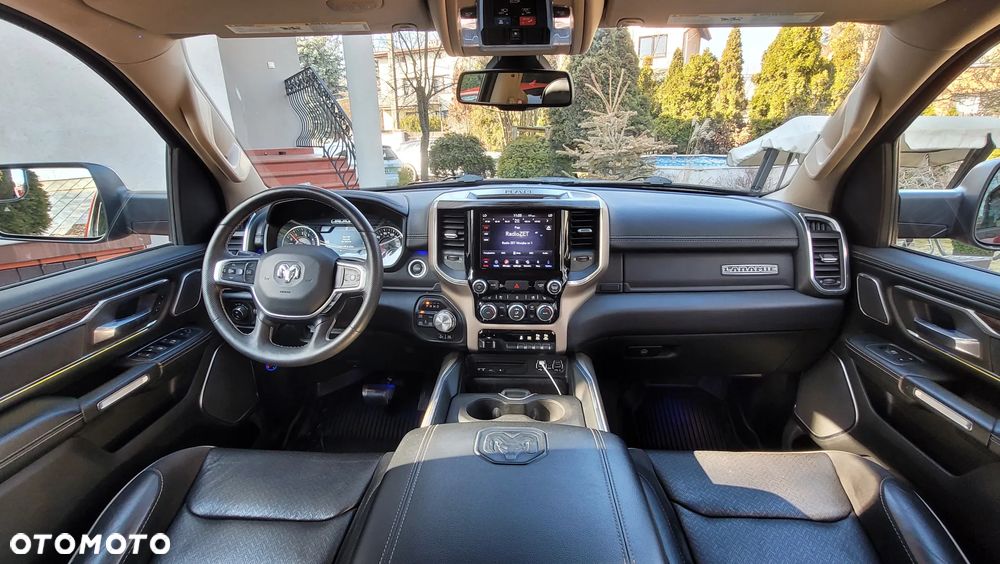 RAM 1500 Crew Cab Laramie - 10