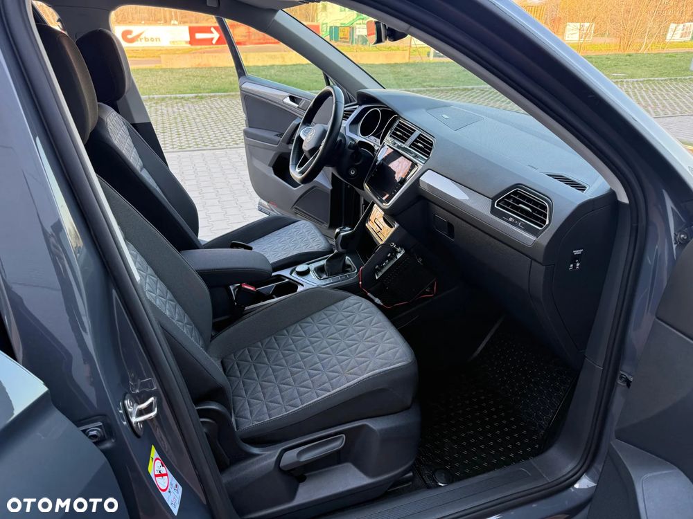 Volkswagen Tiguan 2.0 TDI SCR 4MotION DSG Elegance - 20