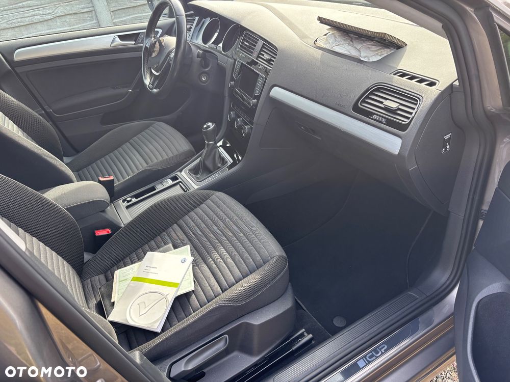 Volkswagen Golf 1.4 TSI BlueMotion Technology Cup - 19