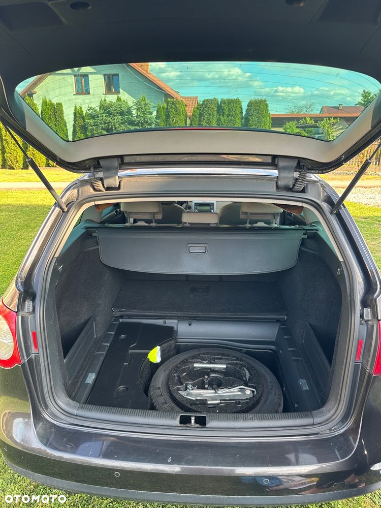 Volkswagen Passat 2.0 TDI DPF DSG Comfortline - 12