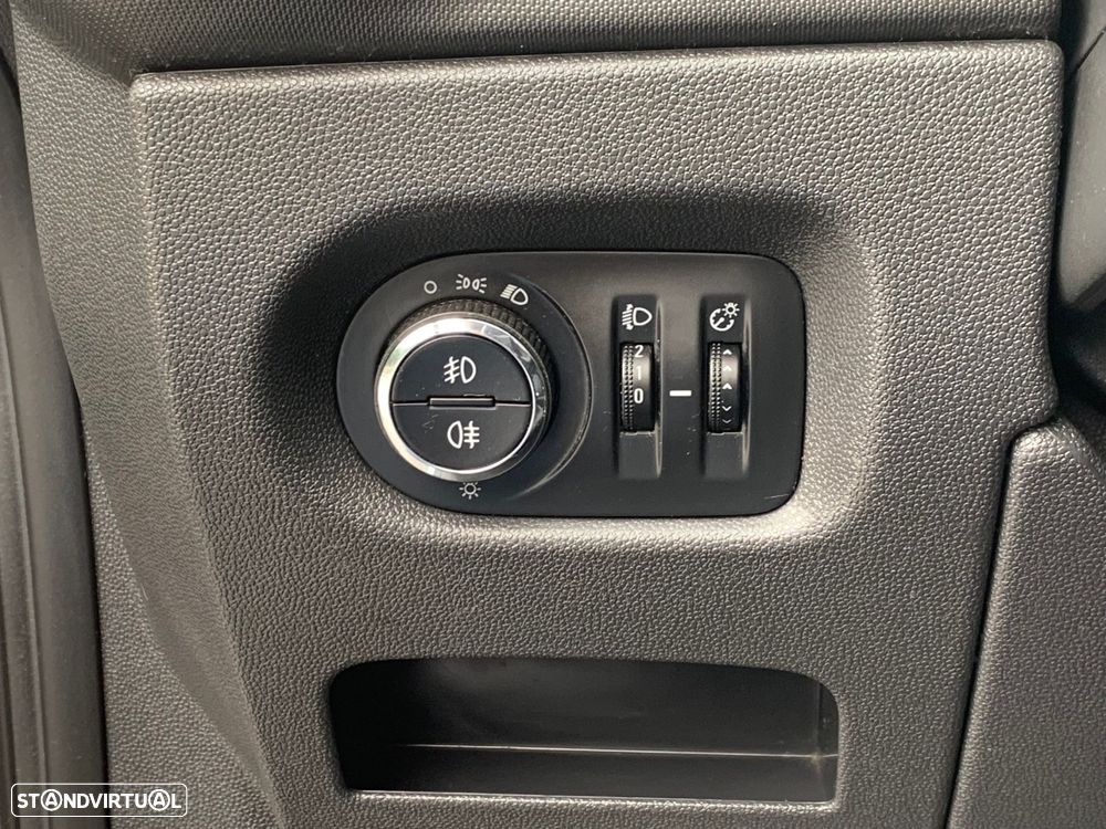 Opel Corsa 1.3 CDTi Enjoy - 46