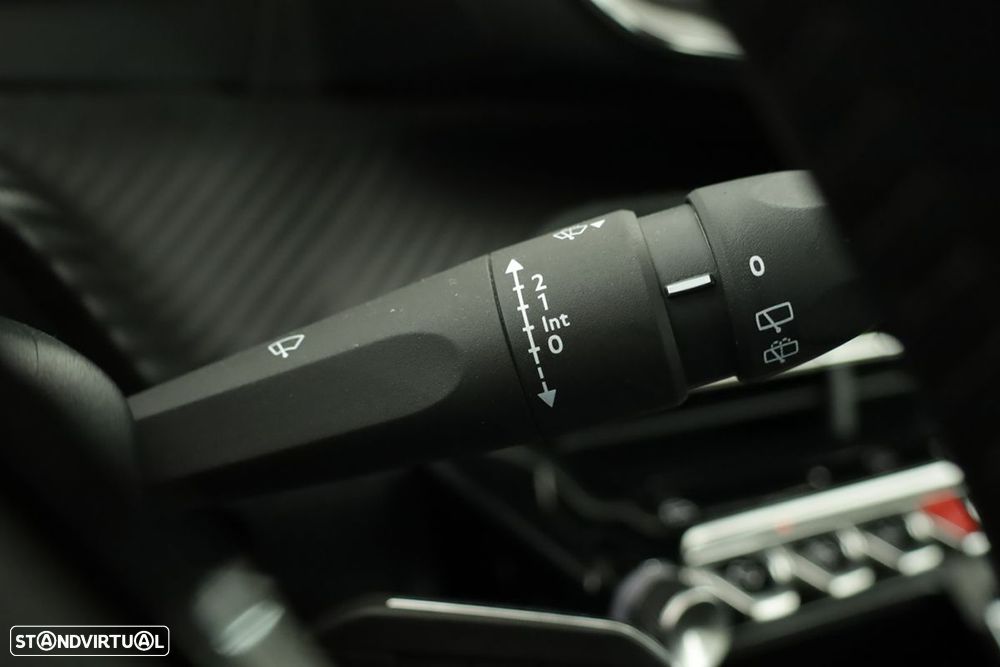 Peugeot 208 1.2 PureTech Style - 19