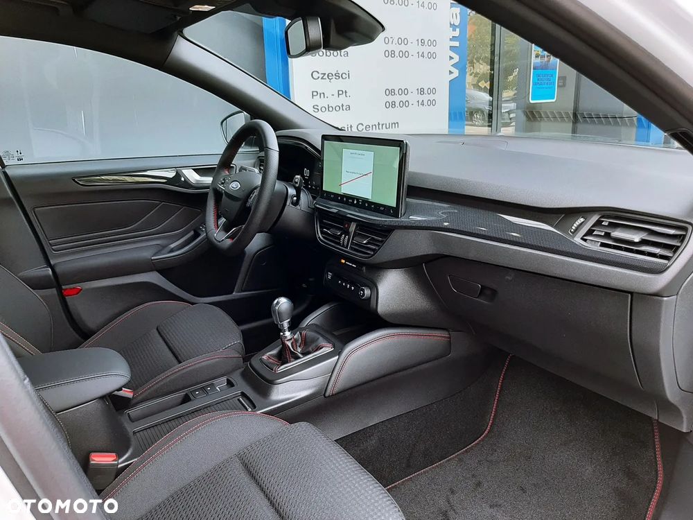Ford Focus 1.0 EcoBoost ST-Line X - 17