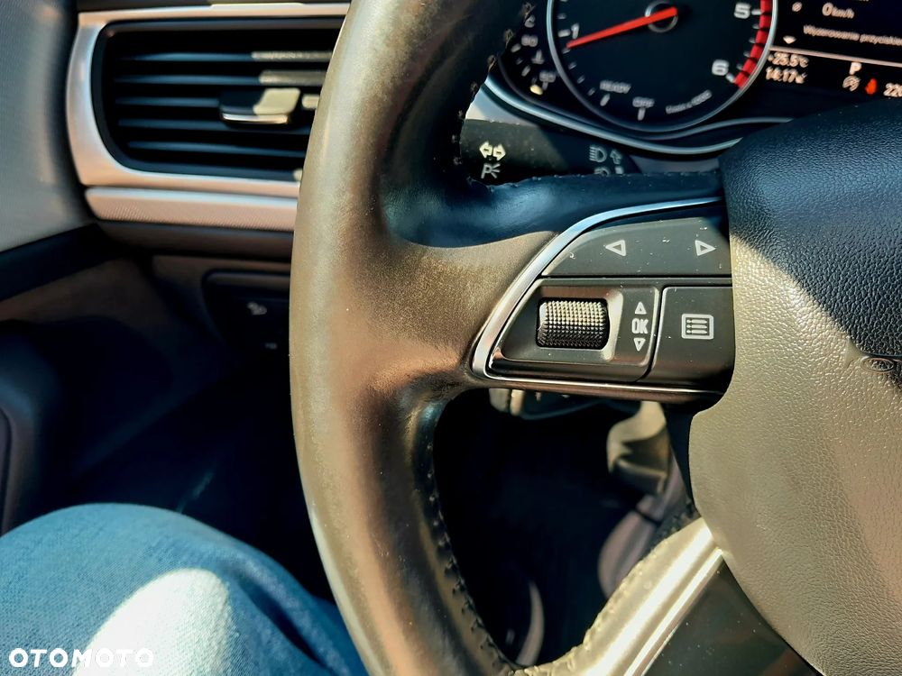 Audi A6 Avant 2.0 TDI Ultra S tronic - 30