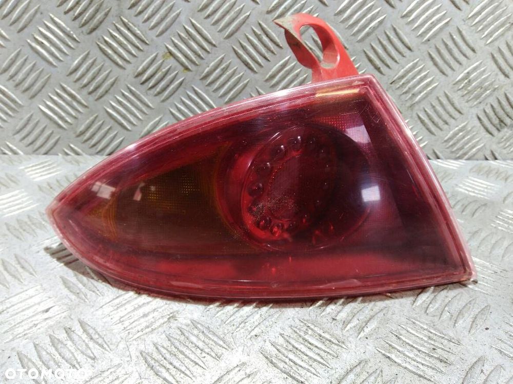 LAMPA LEWA TYLNA SEAT LEON 2 - 1