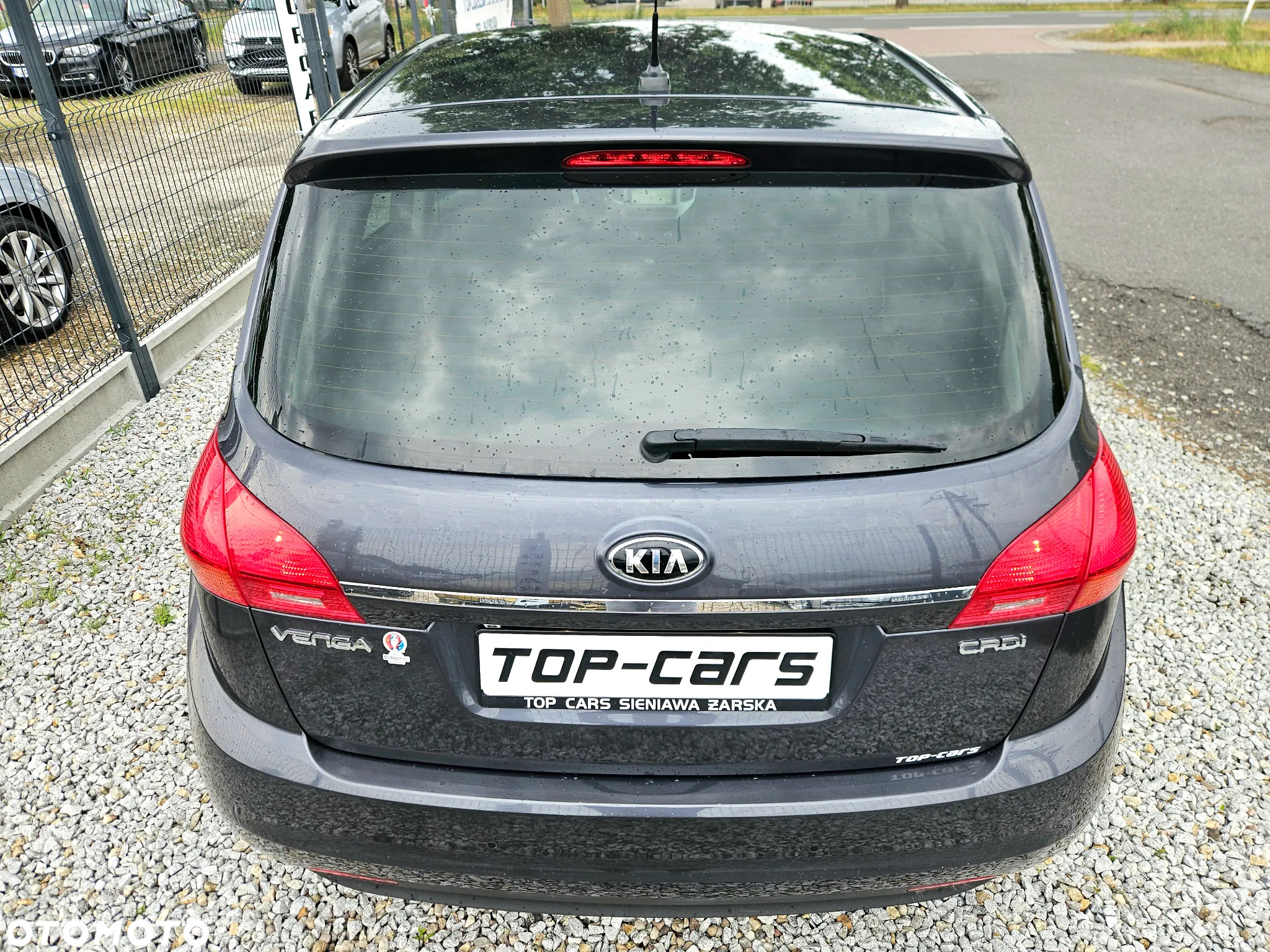 Kia Venga 1.6 CRDi 128 Fifa World Cup Edition - 2