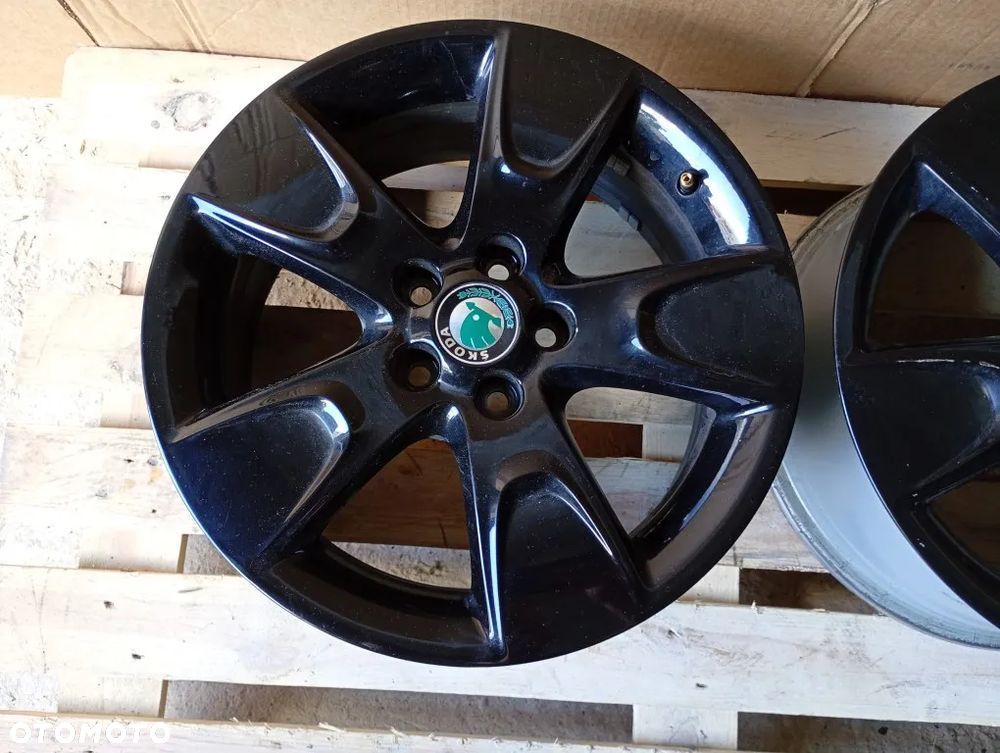 felga aluminiowa r15 6.5jx16h2 et43 5x100 skoda fabia ii 5j0601025d - 3