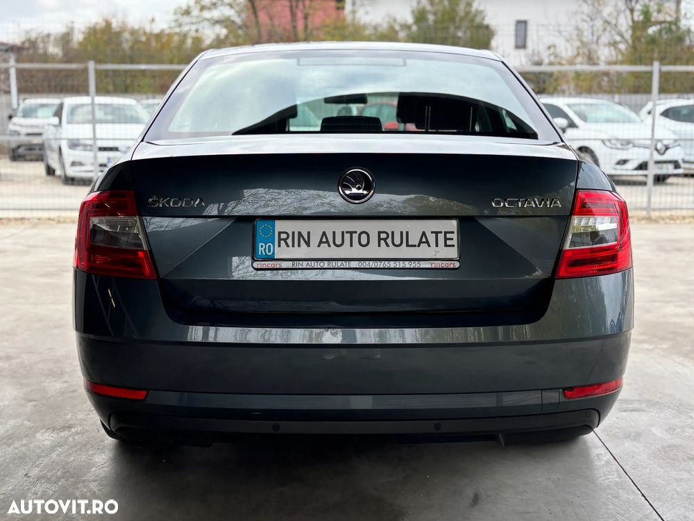 Skoda Octavia 1.6 TDI DSG Ambition - 7