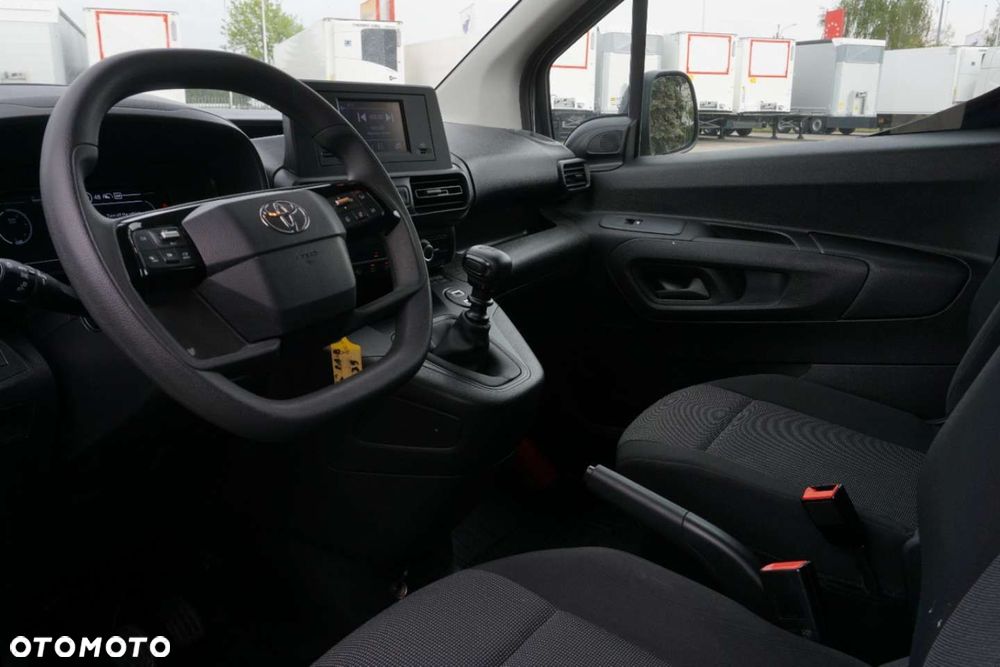 Toyota ProAce - 16