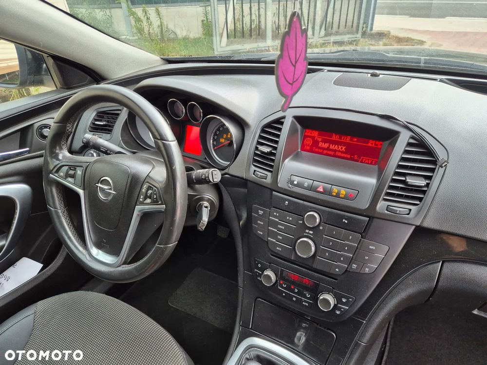 Opel Insignia - 8