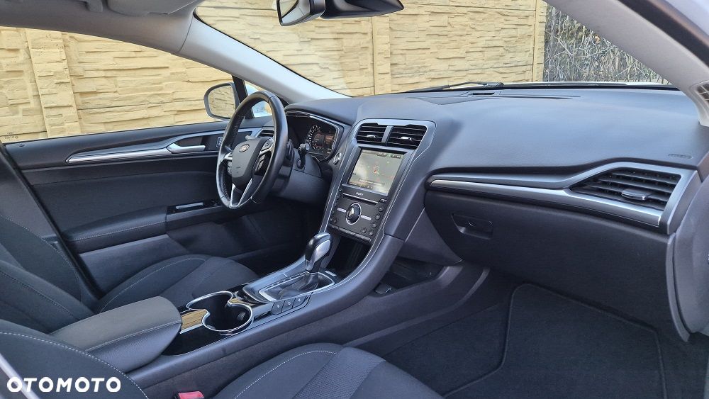 Ford Mondeo 2.0 TDCi Titanium PowerShift - 6
