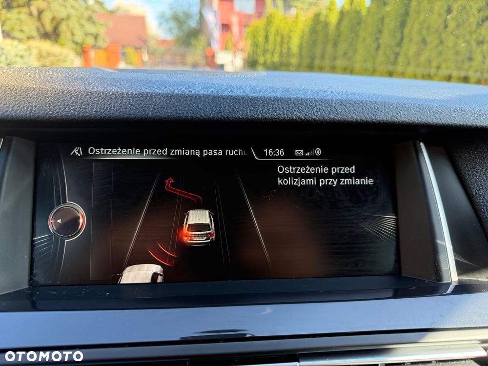 BMW Seria 5 520d Luxury Line - 36