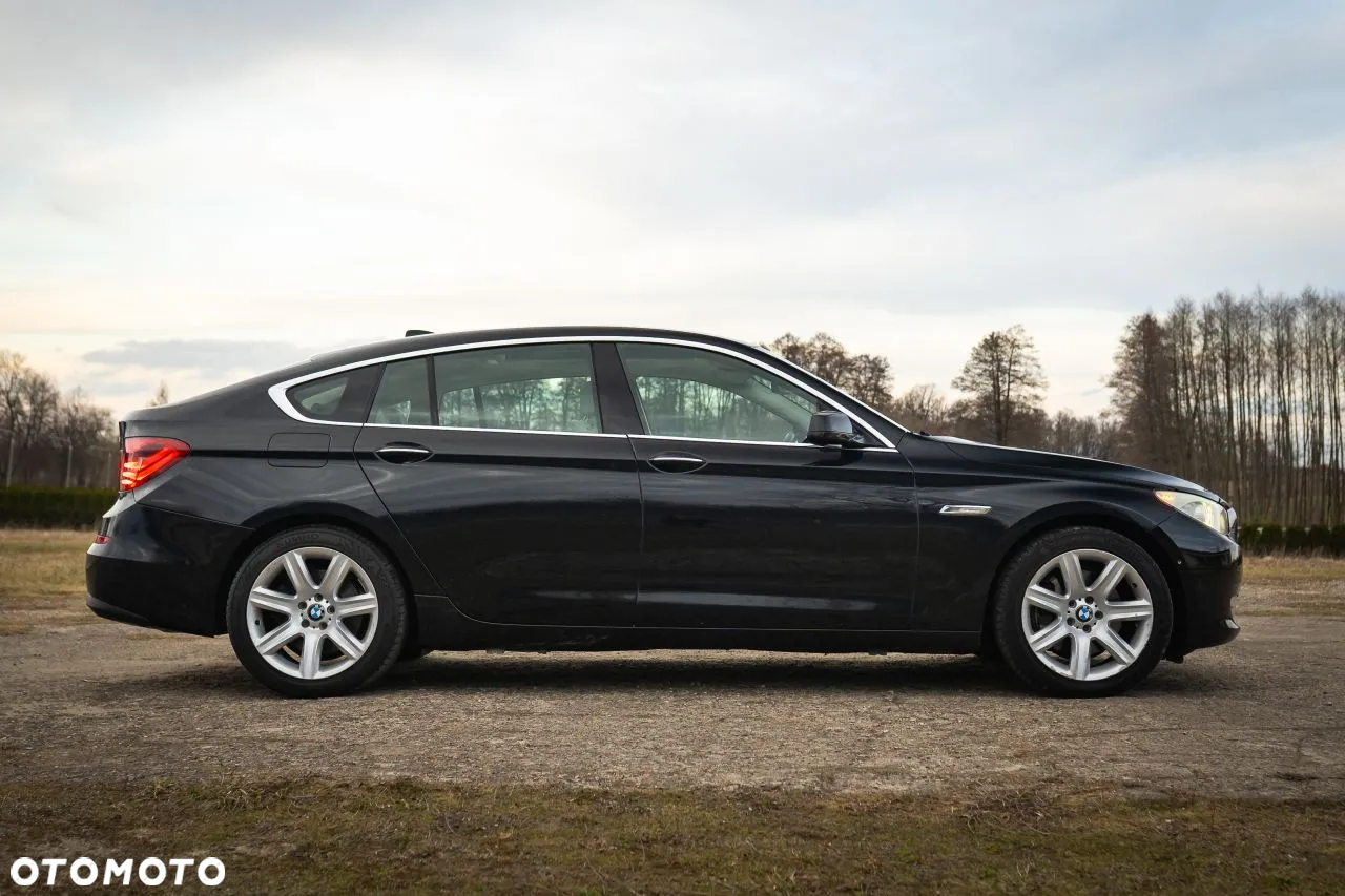 BMW 5GT 530d Gran Turismo - 7